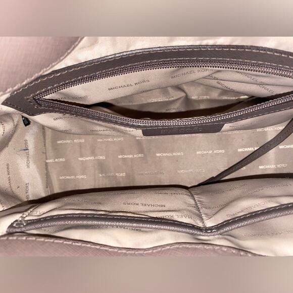 Michael Kors Hamilton Saffiano Leather Gray Shoulder Bag with Silver Charm - Picture 10 of 10